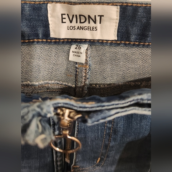 Evidnt frayed hem jeans - Picture 3 of 6